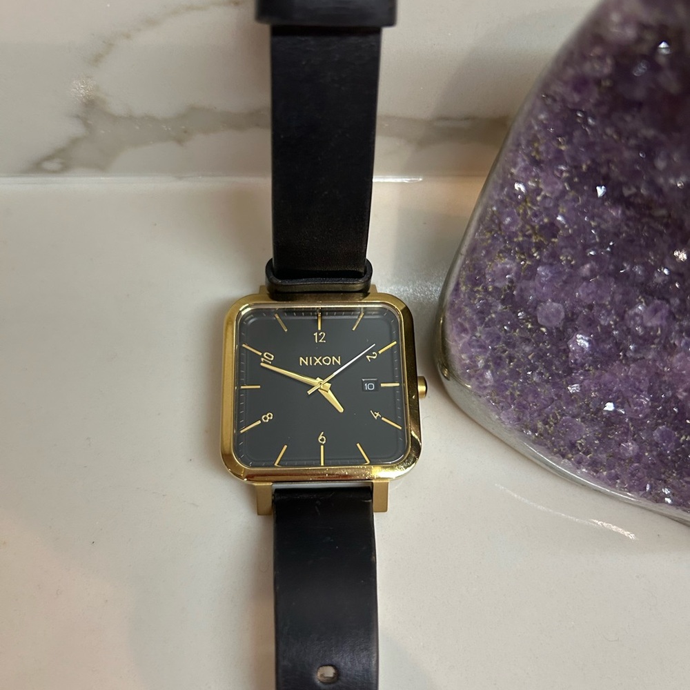 Nixon black watch